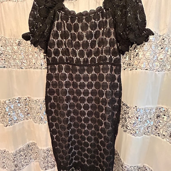 NWOT Off-the-Shoulder Black Lace Cocktail Dress XL - Picture 5 of 7